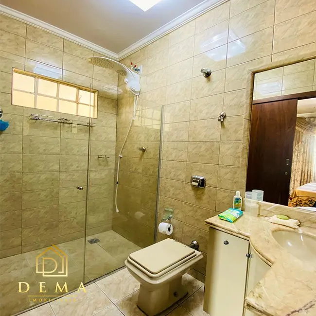 Foto 3 de Casa com 2 quartos à venda e para alugar, 217m2 em Jardim Pancera, Toledo - PR