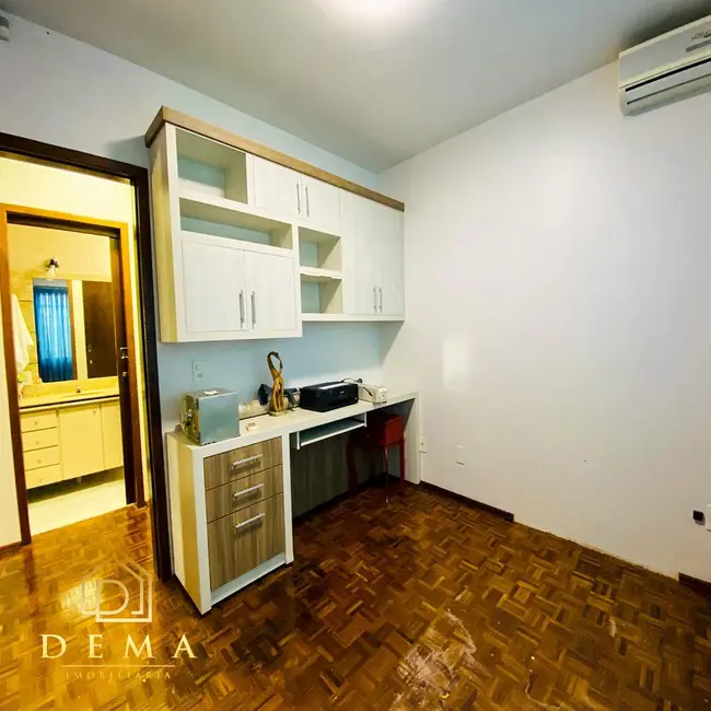 Foto 9 de Casa com 2 quartos à venda e para alugar, 217m2 em Jardim Pancera, Toledo - PR