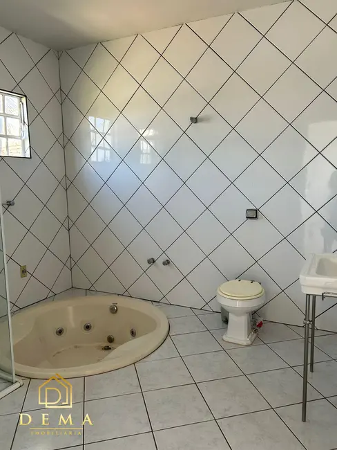 Foto 6 de Casa com 2 quartos para alugar, 77m2 em Centro, Toledo - PR