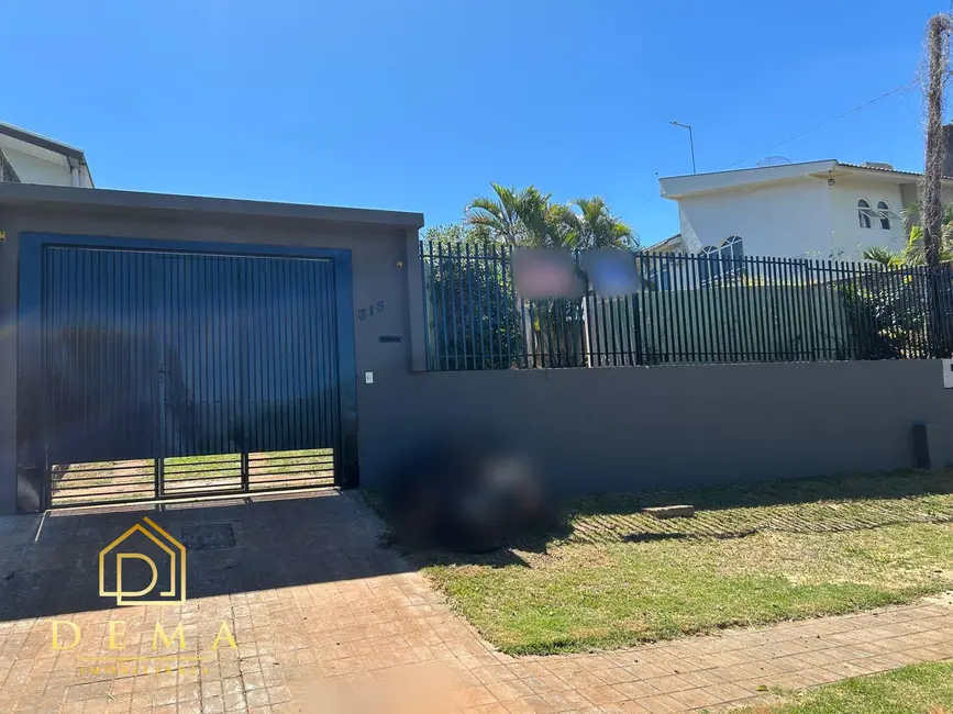 Foto 1 de Casa com 2 quartos para alugar, 77m2 em Centro, Toledo - PR