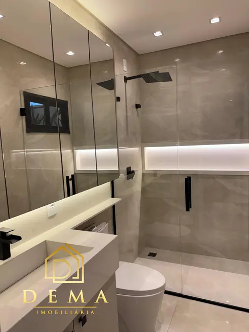 Casa com 1 quarto à venda, 172m2 em Jardim Planalto, Toledo - PR - imagem 6 Foto 6 de Casa com 1 quarto à venda, 172m2 em Jardim Planalto, Toledo - PR