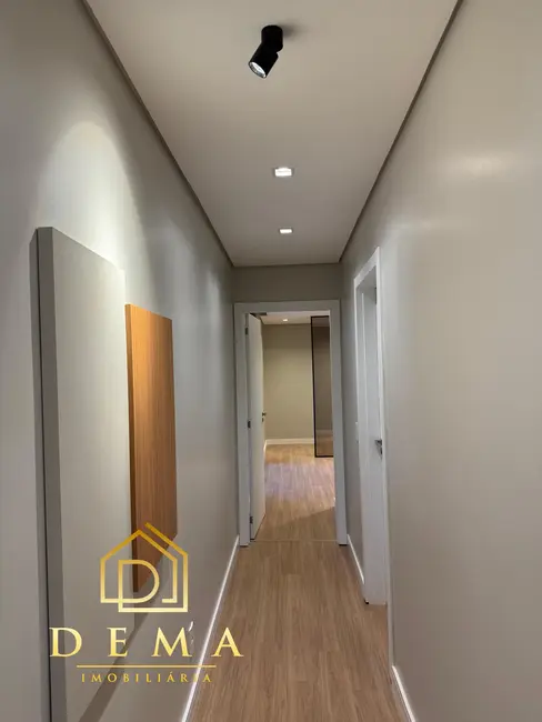 Casa com 1 quarto à venda, 172m2 em Jardim Planalto, Toledo - PR - imagem 5 Foto 5 de Casa com 1 quarto à venda, 172m2 em Jardim Planalto, Toledo - PR