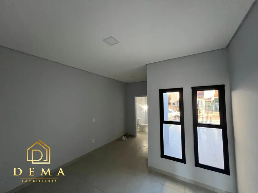 Casa com 2 quartos à venda, 74m2 em Vila Industrial, Toledo - PR - imagem 6 Foto 6 de Casa com 2 quartos à venda, 74m2 em Vila Industrial, Toledo - PR