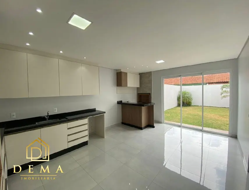 Foto 9 de Sobrado com 2 quartos à venda, 165m2 em Jardim Anápolis, Toledo - PR