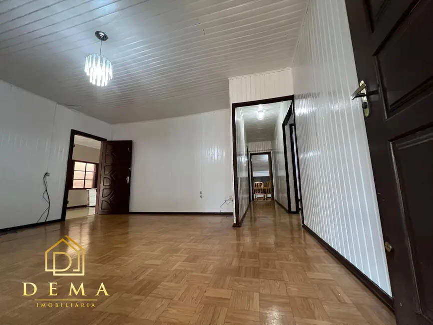 Foto 8 de Casa com 3 quartos para alugar, 140m2 em Vila Becker, Toledo - PR
