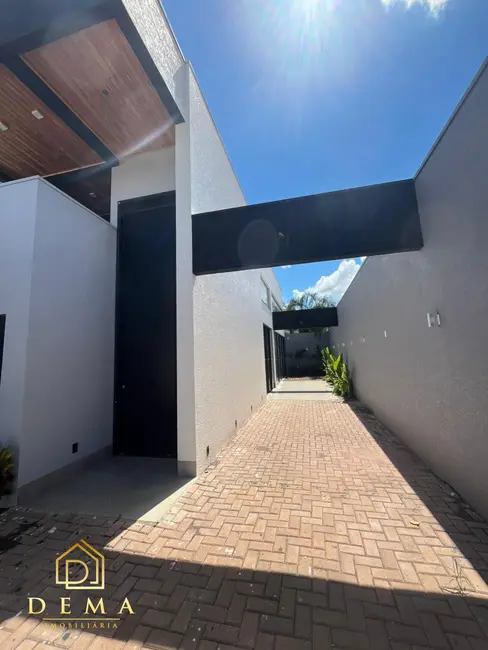 Casa com 2 quartos à venda, 143m2 em Jardim Anápolis, Toledo - PR - imagem 3 Foto 3 de Casa com 2 quartos à venda, 143m2 em Jardim Anápolis, Toledo - PR