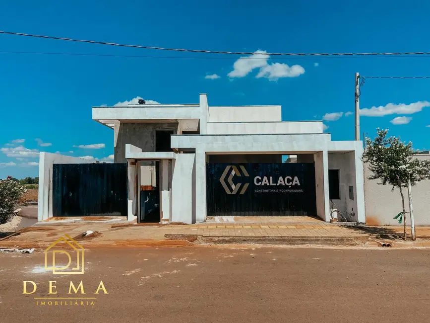 Foto 1 de Casa com 1 quarto à venda, 197m2 em Jardim Planalto, Toledo - PR