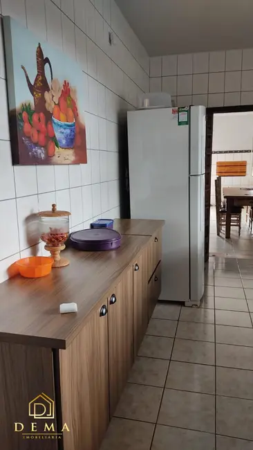 Casa com 2 quartos à venda, 195m2 em Jardim La Salle, Toledo - PR - imagem 5 Foto 5 de Casa com 2 quartos à venda, 195m2 em Jardim La Salle, Toledo - PR