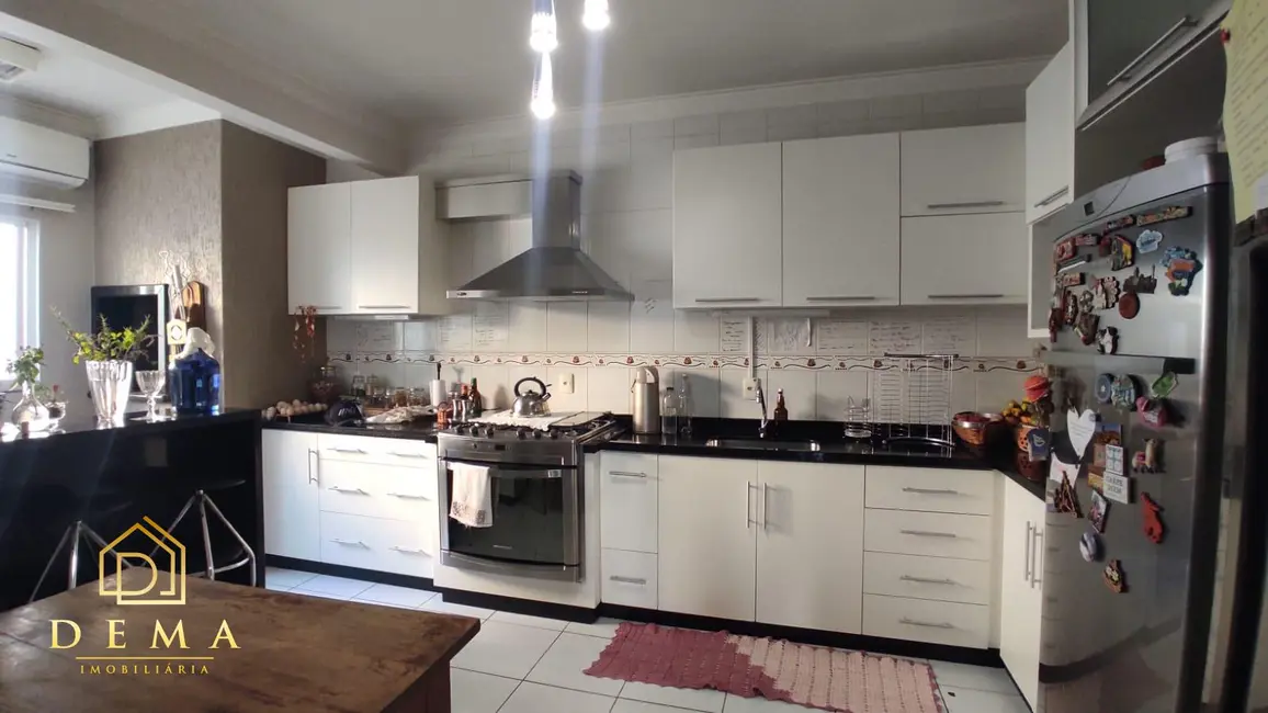 Apartamento com 2 quartos à venda, 120m2 em Vila Industrial, Toledo - PR - imagem 7 Foto 7 de Apartamento com 2 quartos à venda, 120m2 em Vila Industrial, Toledo - PR