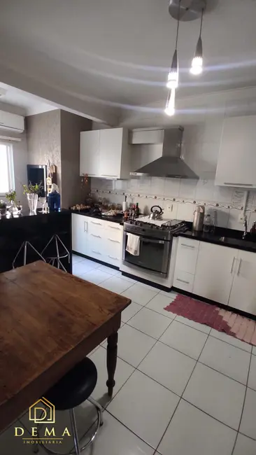 Apartamento com 2 quartos à venda, 120m2 em Vila Industrial, Toledo - PR - imagem 6 Foto 6 de Apartamento com 2 quartos à venda, 120m2 em Vila Industrial, Toledo - PR