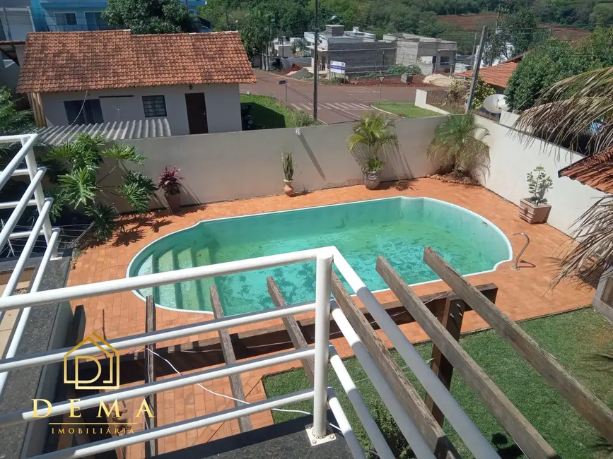 Foto 2 de Sobrado com 2 quartos à venda, 217m2 em Marechal Candido Rondon - PR