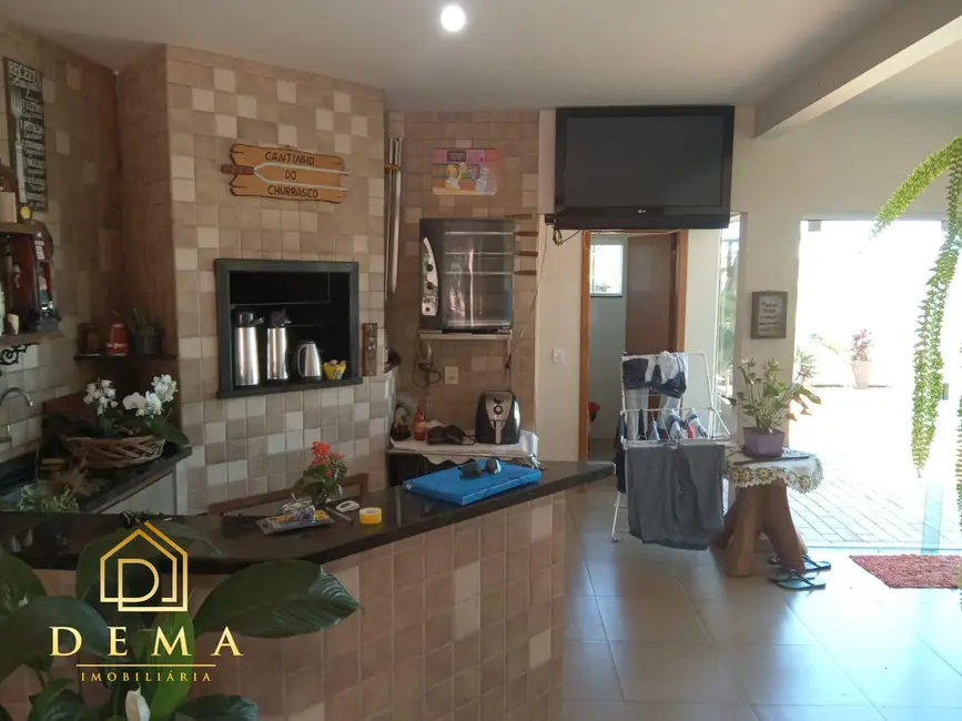 Foto 7 de Sobrado com 2 quartos à venda, 217m2 em Marechal Candido Rondon - PR