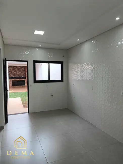 Casa com 2 quartos à venda, 130m2 em Toledo - PR - imagem 9 Foto 9 de Casa com 2 quartos à venda, 130m2 em Toledo - PR