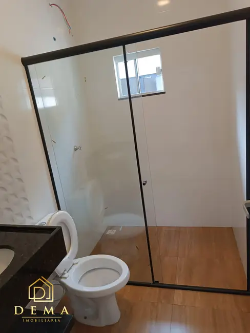 Casa com 2 quartos à venda, 130m2 em Toledo - PR - imagem 4 Foto 4 de Casa com 2 quartos à venda, 130m2 em Toledo - PR