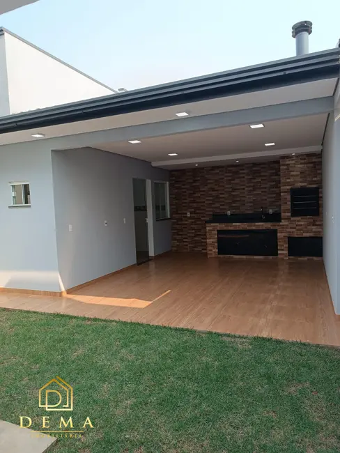 Casa com 2 quartos à venda, 130m2 em Toledo - PR - imagem 6 Foto 6 de Casa com 2 quartos à venda, 130m2 em Toledo - PR