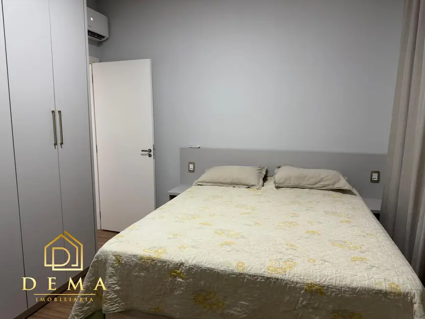 Casa com 2 quartos à venda, 117m2 em Vila Becker, Toledo - PR - imagem 6 Foto 6 de Casa com 2 quartos à venda, 117m2 em Vila Becker, Toledo - PR