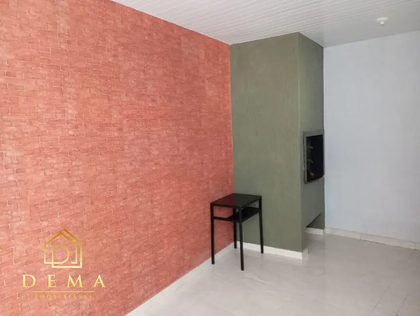 Casa com 2 quartos à venda, 84m2 em São Francisco, Toledo - PR - imagem 3 Foto 3 de Casa com 2 quartos à venda, 84m2 em São Francisco, Toledo - PR