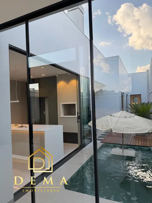 Foto 3 de Casa com 2 quartos à venda, 100m2 em Jardim Planalto, Toledo - PR