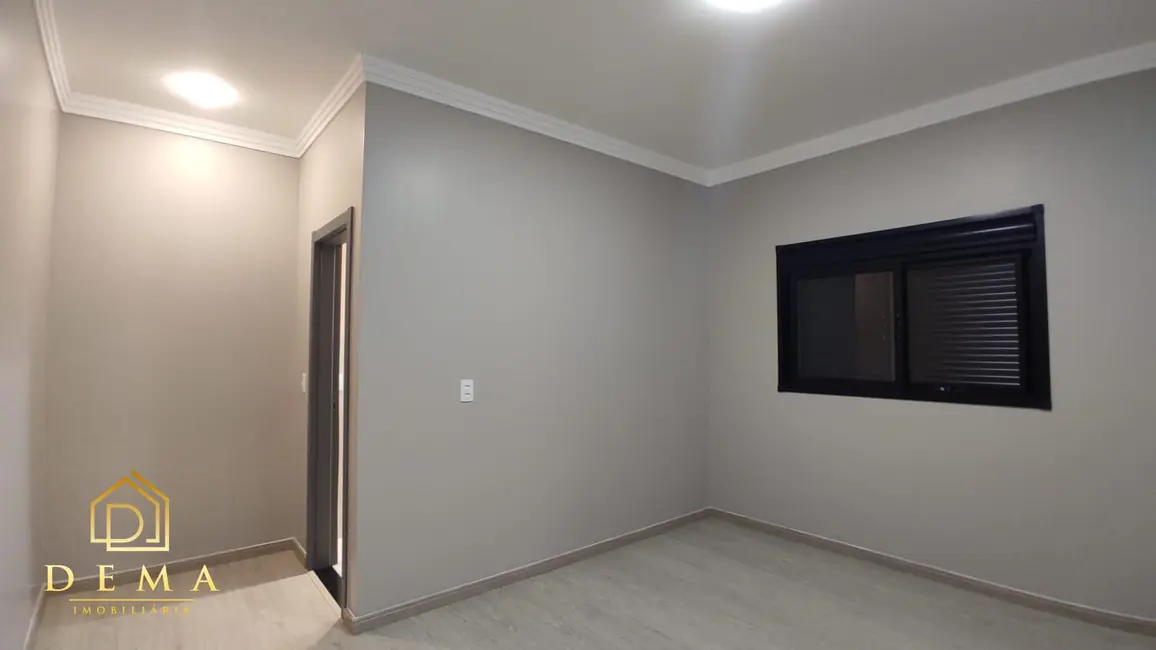 Casa com 2 quartos à venda, 99m2 em Jardim Anápolis, Toledo - PR - imagem 8 Foto 8 de Casa com 2 quartos à venda, 99m2 em Jardim Anápolis, Toledo - PR