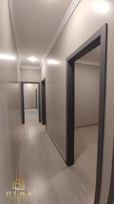 Casa com 2 quartos à venda, 99m2 em Jardim Anápolis, Toledo - PR - imagem 9 Foto 9 de Casa com 2 quartos à venda, 99m2 em Jardim Anápolis, Toledo - PR