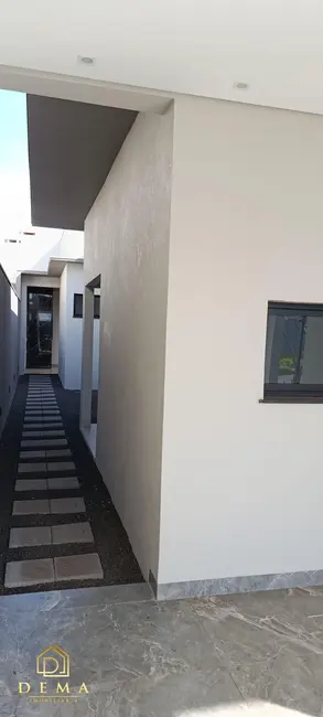 Foto 2 de Casa com 2 quartos à venda, 126m2 em Jardim Planalto, Toledo - PR