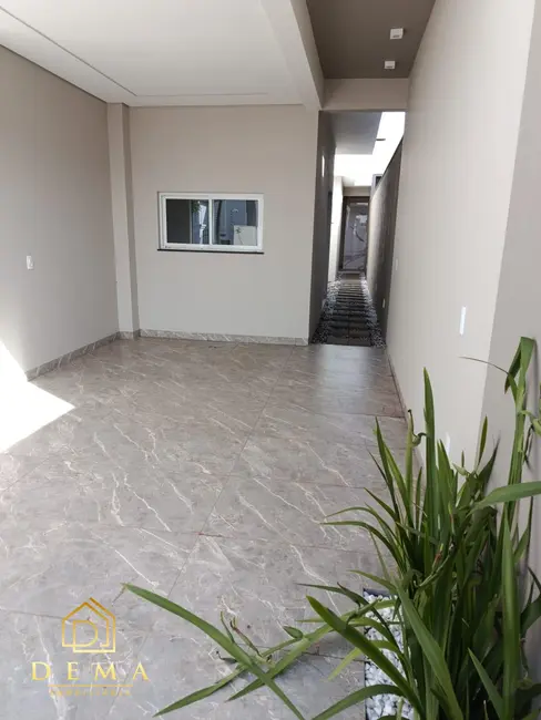 Foto 2 de Casa com 2 quartos à venda, 126m2 em Jardim Planalto, Toledo - PR