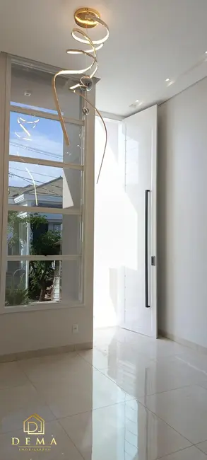 Foto 4 de Casa com 2 quartos à venda, 126m2 em Jardim Planalto, Toledo - PR