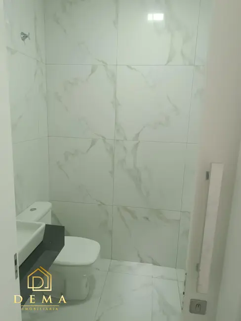 Casa com 2 quartos à venda, 110m2 em Jardim Concórdia, Toledo - PR - imagem 9 Foto 9 de Casa com 2 quartos à venda, 110m2 em Jardim Concórdia, Toledo - PR