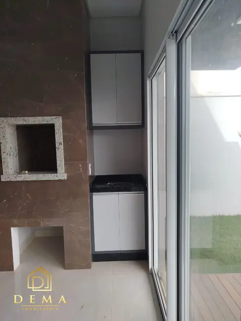 Foto 12 de Sobrado para alugar, 200m2 em Jardim La Salle, Toledo - PR