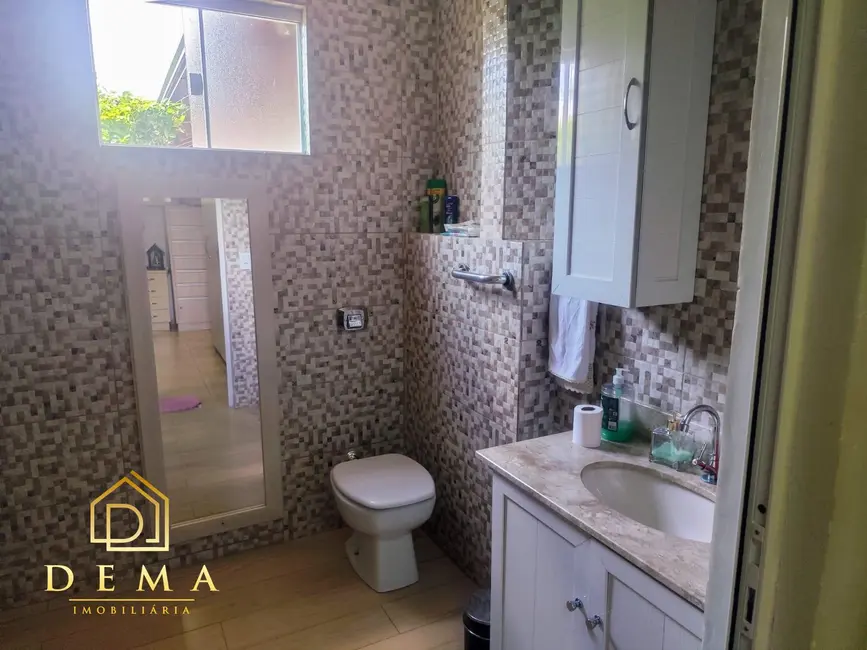 Casa com 2 quartos à venda, 433m2 em Jardim La Salle, Toledo - PR - imagem 8 Foto 8 de Casa com 2 quartos à venda, 433m2 em Jardim La Salle, Toledo - PR