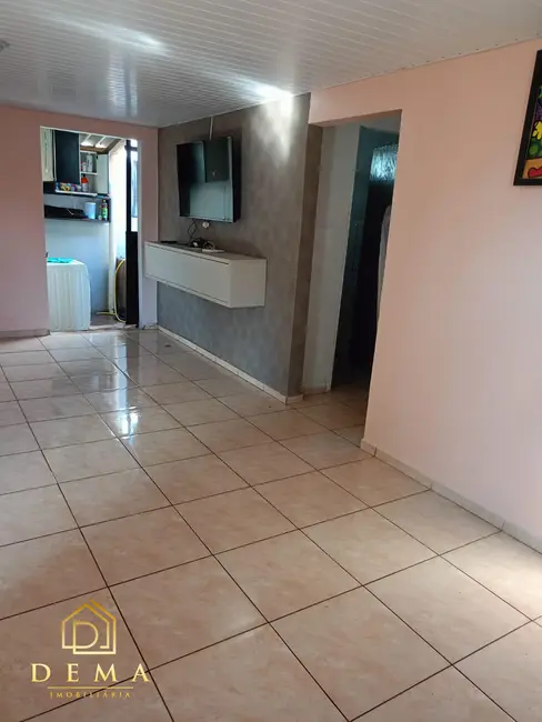 Casa com 2 quartos à venda, 88m2 em Jardim Europa, Toledo - PR - imagem 8 Foto 8 de Casa com 2 quartos à venda, 88m2 em Jardim Europa, Toledo - PR
