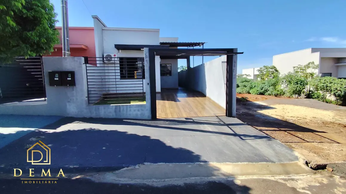 Casa com 2 quartos à venda, 105m2 em Jardim Concórdia, Toledo - PR - imagem 1 Foto 1 de Casa com 2 quartos à venda, 105m2 em Jardim Concórdia, Toledo - PR