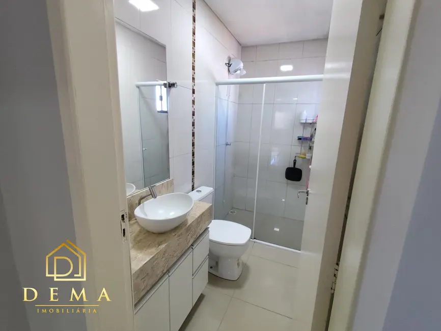 Casa com 2 quartos à venda, 105m2 em Jardim Concórdia, Toledo - PR - imagem 5 Foto 5 de Casa com 2 quartos à venda, 105m2 em Jardim Concórdia, Toledo - PR