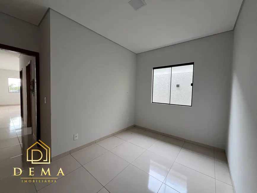 Casa com 2 quartos à venda, 58m2 em Pinheirinho, Toledo - PR - imagem 2 Foto 2 de Casa com 2 quartos à venda, 58m2 em Pinheirinho, Toledo - PR