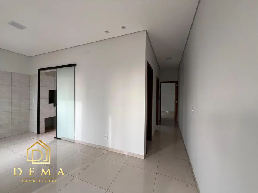 Casa com 2 quartos à venda, 58m2 em Pinheirinho, Toledo - PR - imagem 5 Foto 5 de Casa com 2 quartos à venda, 58m2 em Pinheirinho, Toledo - PR