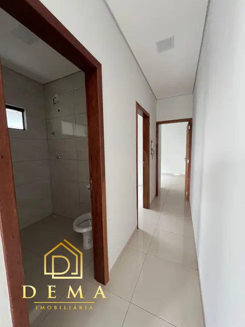 Foto 8 de Casa com 2 quartos à venda, 52m2 em Pinheirinho, Toledo - PR