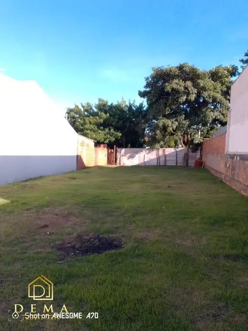 Foto 1 de Terreno / Lote à venda, 342m2 em Jardim Coopagro, Toledo - PR