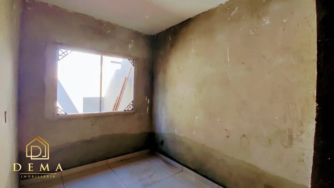 Casa com 2 quartos à venda, 56m2 em Toledo - PR - imagem 8 Foto 8 de Casa com 2 quartos à venda, 56m2 em Toledo - PR