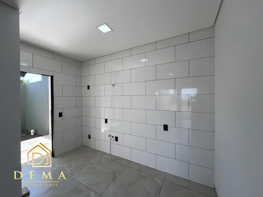 Casa com 2 quartos à venda, 50m2 em Pinheirinho, Toledo - PR - imagem 5 Foto 5 de Casa com 2 quartos à venda, 50m2 em Pinheirinho, Toledo - PR