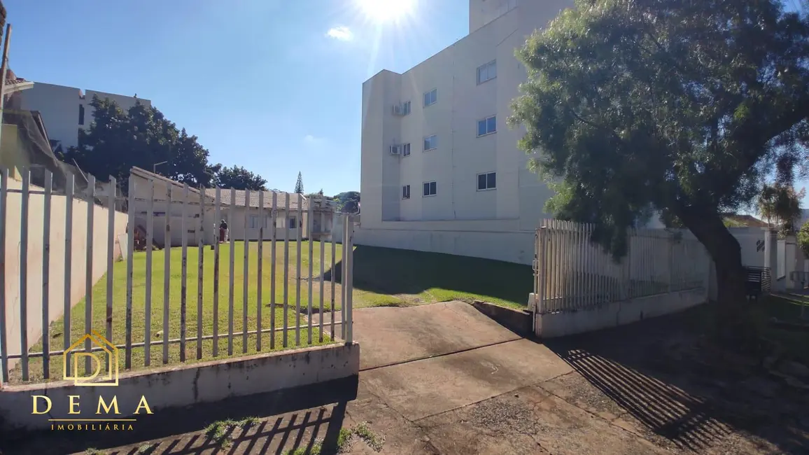 Casa com 2 quartos à venda, 90m2 em Jardim Pancera, Toledo - PR - imagem 3 Foto 3 de Casa com 2 quartos à venda, 90m2 em Jardim Pancera, Toledo - PR