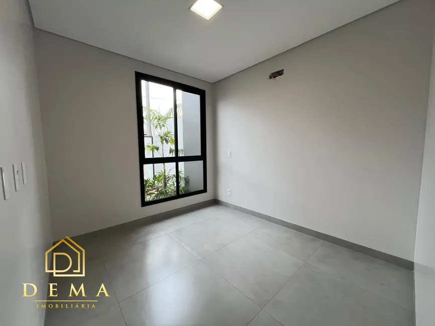 Casa com 2 quartos à venda, 101m2 em Jardim Concórdia, Toledo - PR - imagem 5 Foto 5 de Casa com 2 quartos à venda, 101m2 em Jardim Concórdia, Toledo - PR