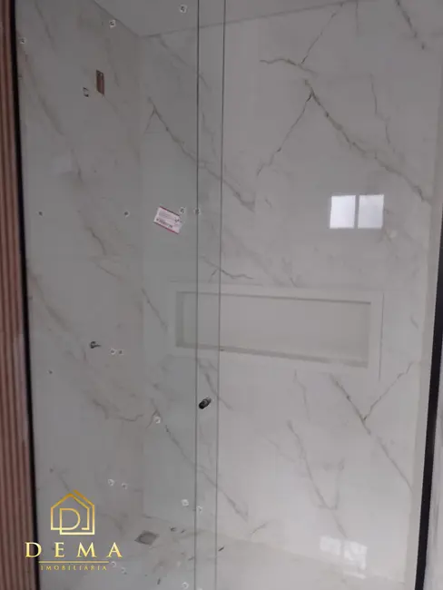 Sobrado com 2 quartos à venda, 140m2 em Toledo - PR - imagem 7 Foto 7 de Sobrado com 2 quartos à venda, 140m2 em Toledo - PR