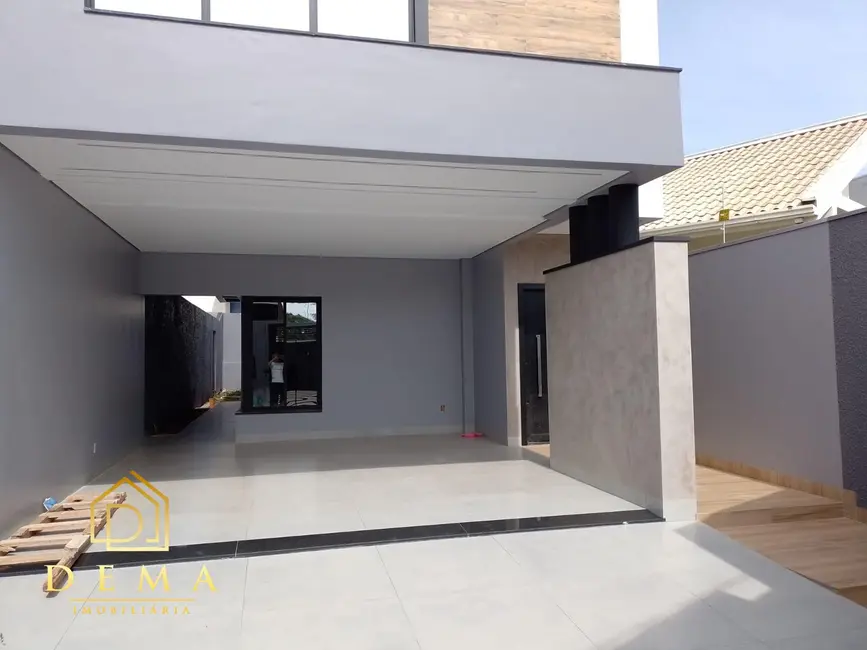 Foto 1 de Sobrado com 2 quartos à venda, 140m2 em Toledo - PR