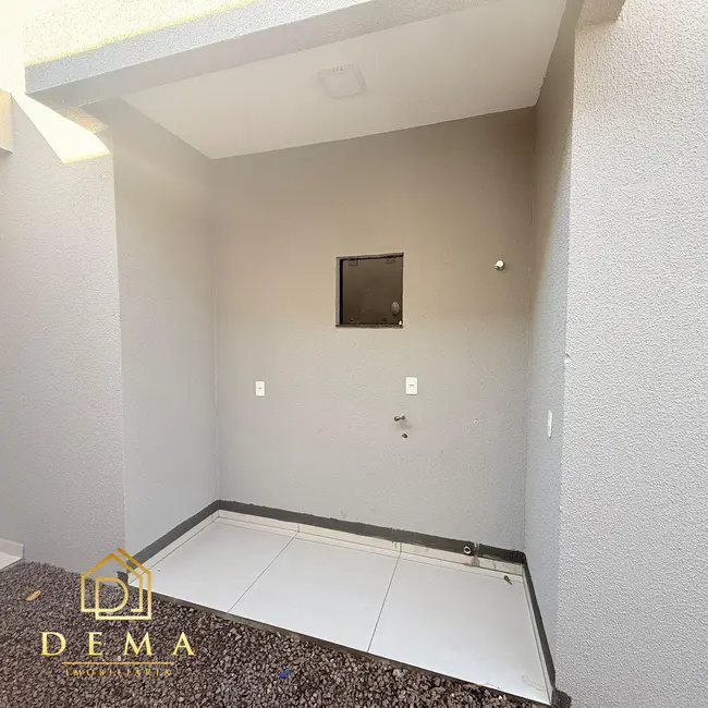 Casa com 2 quartos à venda, 53m2 em Jardim Coopagro, Toledo - PR - imagem 3 Foto 3 de Casa com 2 quartos à venda, 53m2 em Jardim Coopagro, Toledo - PR