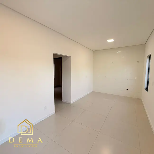 Foto 2 de Casa com 2 quartos à venda, 53m2 em Jardim Coopagro, Toledo - PR