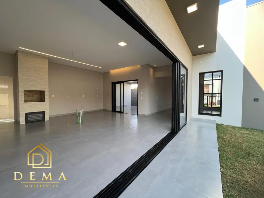 Casa à venda, 194m2 em Toledo - PR - imagem 5 Foto 5 de Casa à venda, 194m2 em Toledo - PR