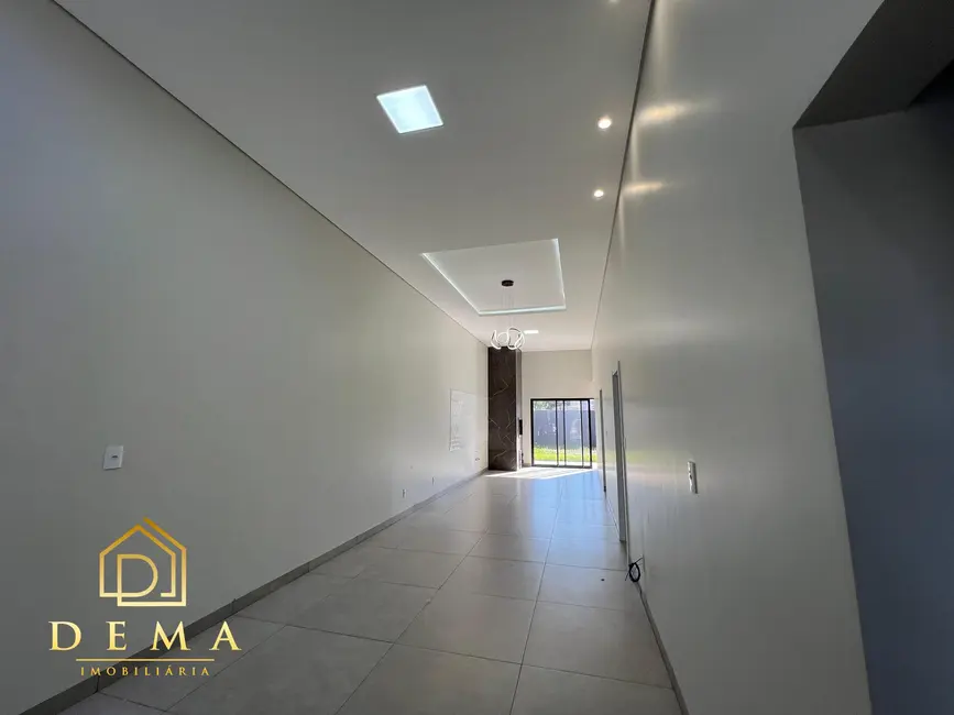 Casa com 2 quartos à venda, 126m2 em Jardim Gisela, Toledo - PR - imagem 4 Foto 4 de Casa com 2 quartos à venda, 126m2 em Jardim Gisela, Toledo - PR