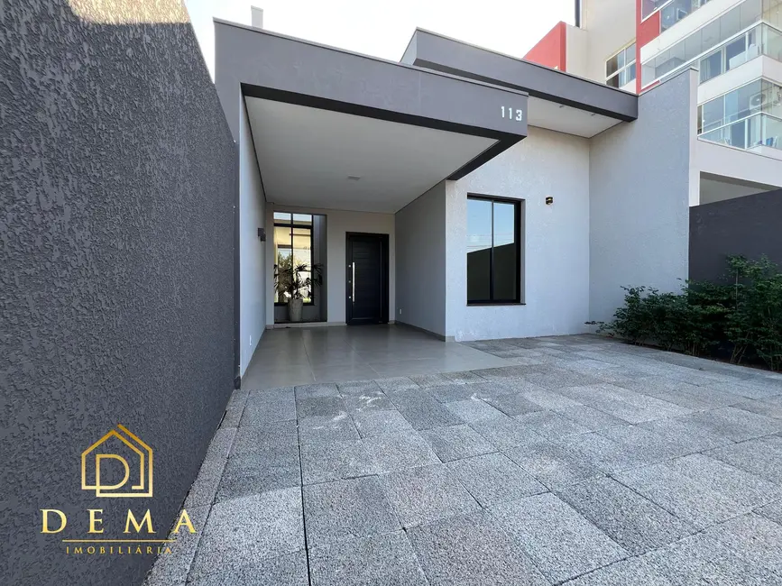 Foto 2 de Casa com 2 quartos à venda, 126m2 em Jardim Gisela, Toledo - PR