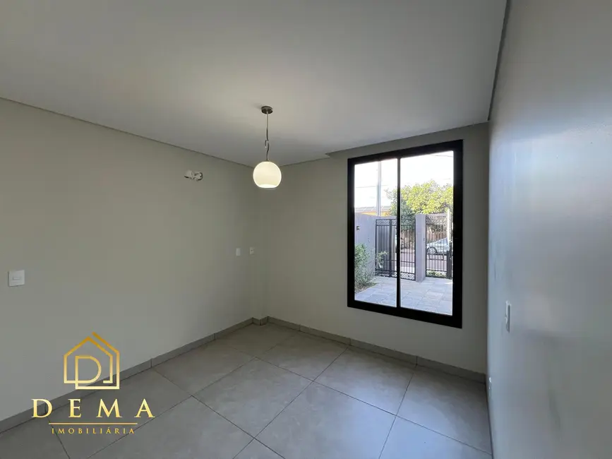 Casa com 2 quartos à venda, 126m2 em Jardim Gisela, Toledo - PR - imagem 5 Foto 5 de Casa com 2 quartos à venda, 126m2 em Jardim Gisela, Toledo - PR