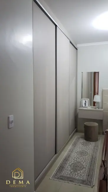 Apartamento com 2 quartos à venda, 56m2 em Jardim Porto Alegre, Toledo - PR - imagem 3 Foto 3 de Apartamento com 2 quartos à venda, 56m2 em Jardim Porto Alegre, Toledo - PR